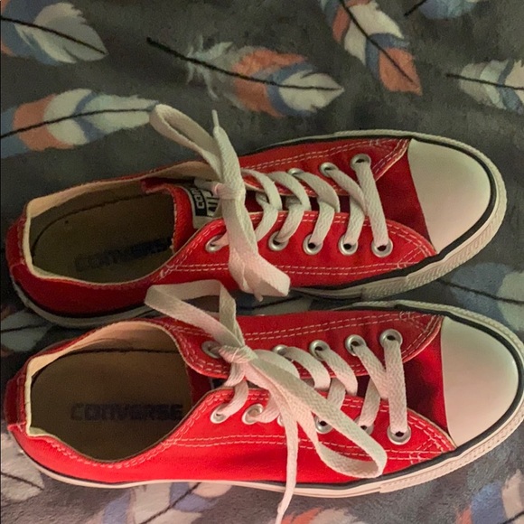 Converse Chuck Taylor red low top sneakers - 7 - Picture 3 of 3